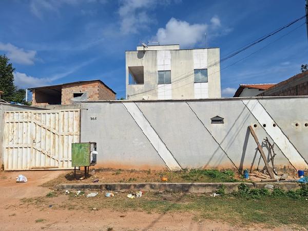 Apartamento em Esmeraldas, Vale Do Palmital (melo Viana), Rua 10, N. 263, Apto 202, 2º Pavimento, MG. Área: 71.11m2