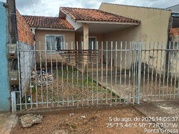 Casa em Ponta Grossa, Cara-cara, Rua Germano Justus, N. 596, Cs 03, Lt 16, Qd 15 Parque Dos Pinheir, PR. Área: 55.97m2