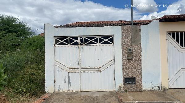 Casa em Iaçu, Boiadeira, Rua Umburana, N. 269,, BA. Área: 68.43m2