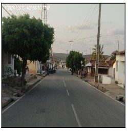 Casa em Alagoinha do Piauí, Centro, Avenida Joao Gabriel De Brito, N. 461,, PI. Área: 70m2