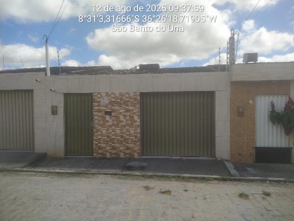 Casa em São Bento do Una, Centro, Rua Projetada 14, N. 20, Lot 20, Qd 14, PE. Área: 68.28m2