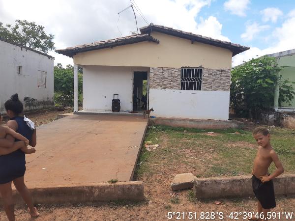 Casa em Demerval Lobão, Centro, Rua 3, N. 1151, ., PI. Área: 56.52m2