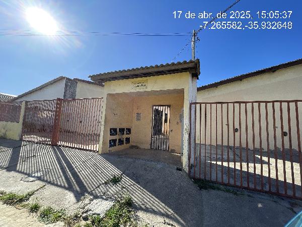 Casa em Campina Grande, Tres Irmas, Rua Genez Cordeiro Duarte, N. 120,, PB. Área: 52.5m2