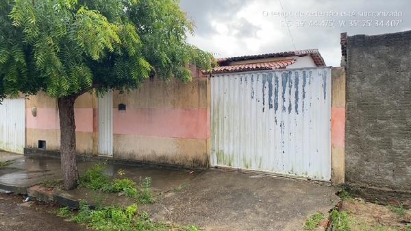 Casa em Ceará-Mirim, Bairro Planalto, Rua Engenho Floresta, N. 1604, Lt 12 Qd Q4-E Loteamento Guararapes, RN. Área: 69.95m2