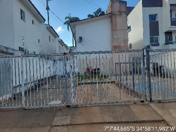 Apartamento em Santa Rita, Marcos Moura, Rua Projetada, N. 61, Apto 102, Lt 26 Qd 20, PB. Área: 70.5m2