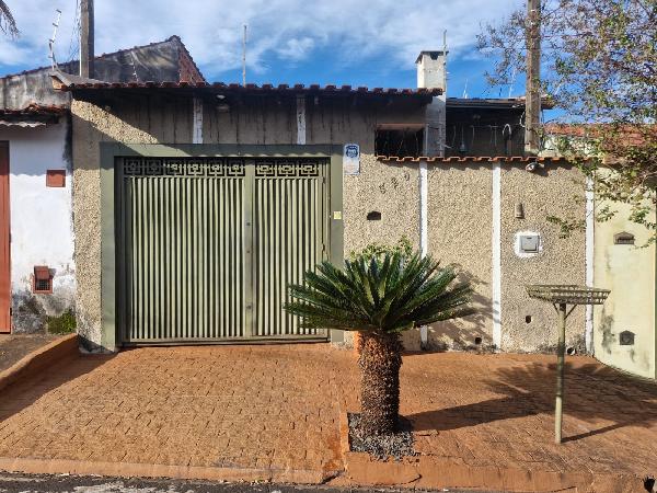 Casa em Ribeirão Preto, Jardim Heitor Rigon, Rua Doutor Joao Pacheco Freire Filho, N. 326, Lt 56 Qd 24, SP. Área: 97.04m2
