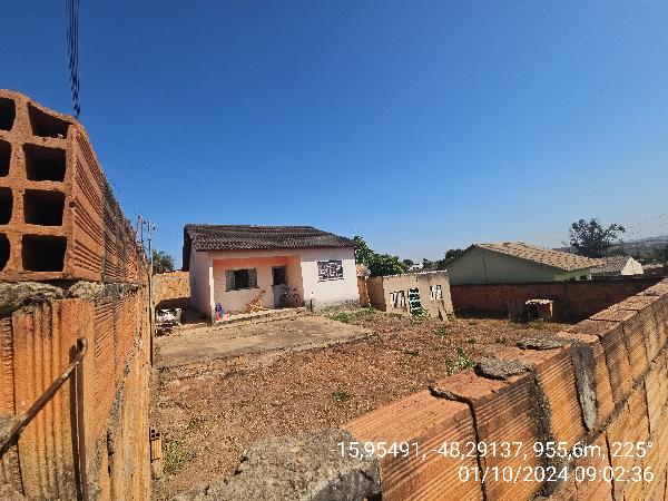 Casa em Santo Antônio do Descoberto, Vila Raio De Luz, Rua Ribeiro Couto, N. S/N, Lt 01, Qd 08, GO. Área: 70m2