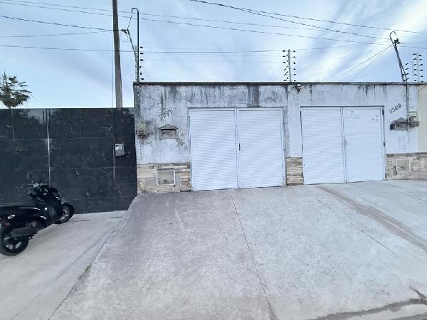 Casa em Itaitinga, Ancuri, Rua Jorge Figueiredo, N. 3337, Qd U Lt 41 E 43, CE. Área: 80m2