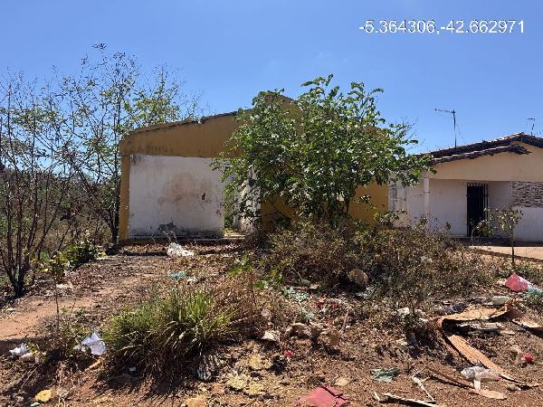 Casa em Demerval Lobão, Cidade Nova, Rua 03, N. 980,, PI. Área: 56.52m2
