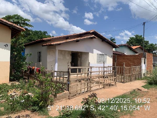 Casa em Demerval Lobão, Mutirao, Rua Santo Antonio, N. 87,, PI. Área: 56.3m2