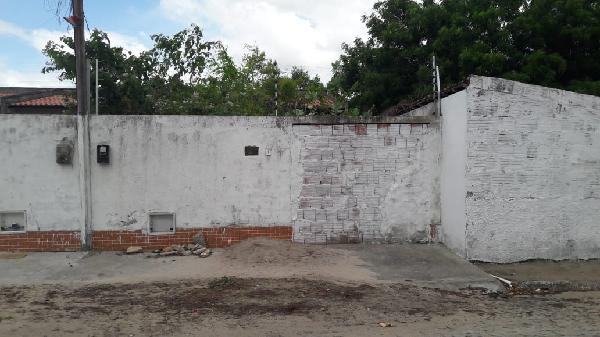 Casa em Horizonte, Planalto Da Galiléia, Rua Juvenal Semeao N 300a, N. 300, Cs A, CE. Área: 76.17m2