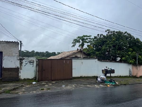 Casa em Esmeraldas, Recreio 2a Secao, Rua Santa Rita, N. 74, Cs 03, Lt 04, MG. Área: 46.62m2