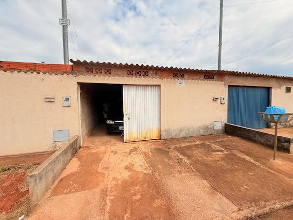 Casa em Planaltina, Jardim Paqueta, Quadra 27, N. Sn, Cs 19 Lt 19 Rua Barao De Itapetininga, GO. Área: 61.88m2