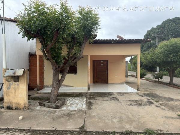 Casa em Água Branca, Poeirão, Rua Nove, N. Sn, Qd B1 Lt 11, PI. Área: 73.14m2