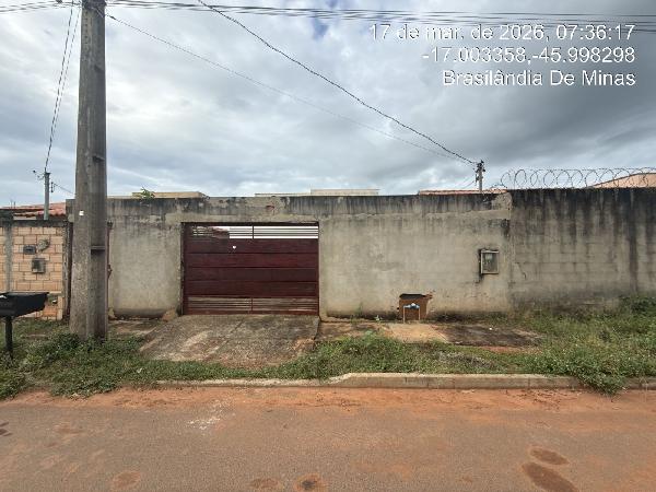Casa em Brasilândia de Minas, Bela Vista, Rua Francisco Cardoso Da Silva, N. 865, Lt 5-B Qd N, MG. Área: 66m2