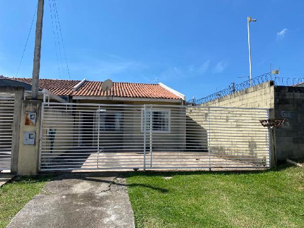 Casa em Fazenda Rio Grande, Gralha Azul, Rua Papagaio, N. 189, Cs 02, PR. Área: 53m2