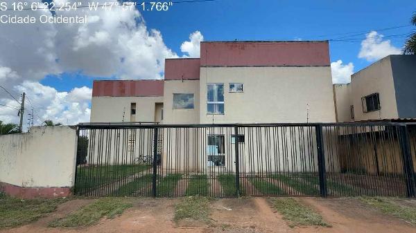 Apartamento em Cidade Ocidental, Parque Araguari  A, Lote 26 Quadra 50 Rua Florianopolis, N. S/N, Apto 202,, GO. Área: 58.02m2