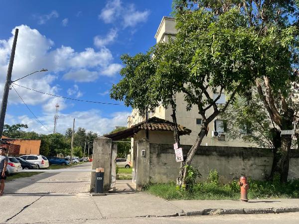 Apartamento em Rio de Janeiro, Inhoaiba, Rua Gentil De Ouro, N. 615, Apto 503, Bl 04, RJ. Área: 52m2
