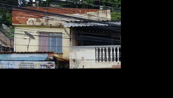 Casa em Juiz de Fora, Megiolaro, Rua Sao Tarcisio, N. 244, Cs 03, MG. Área: 50.23m2