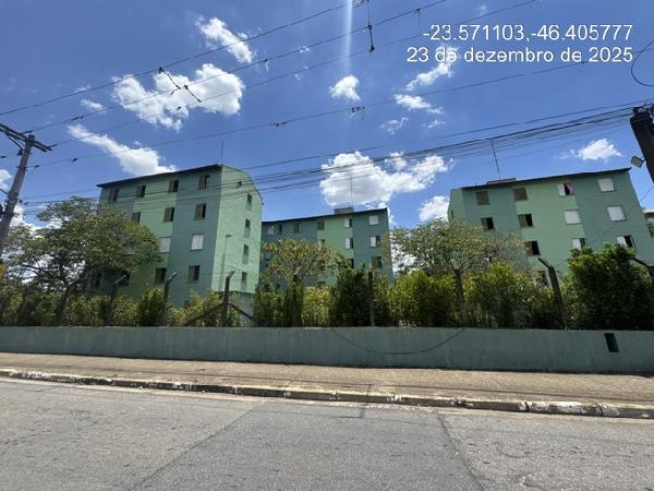Apartamento em São Paulo, Conjunto Habitacional Inacio Monteiro, Rua Cachoeira Das Abelhas, N. 270, Apto 52, Bl B, SP. Área: 42.6m2