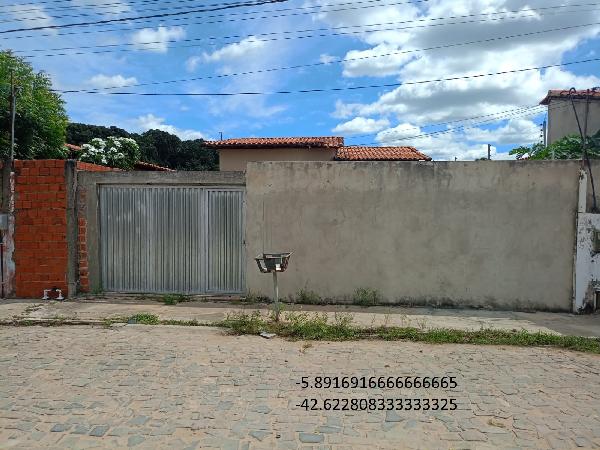 Casa em Água Branca, Poeirão, Rua Nove, N. Sn, Lt 09, Qd B1, Lot Serragem, PI. Área: 67.52m2