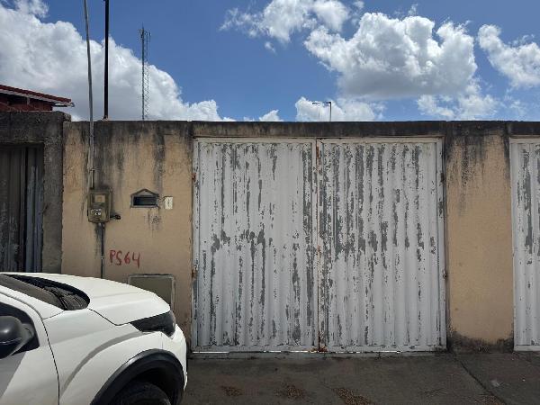 Casa em Pacatuba, Pavuna, Rua Tenente Cravo, N. 203, Cs 203, Qd 148, Lt 42/43, Area 2, CE. Área: 70m2