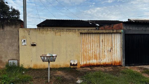 Casa em Santo Antônio do Descoberto, Parque Estrela Dalva Xi, Rua 100, N. Sn,  Qd 52, Lt 17-A, GO. Área: 67.34m2