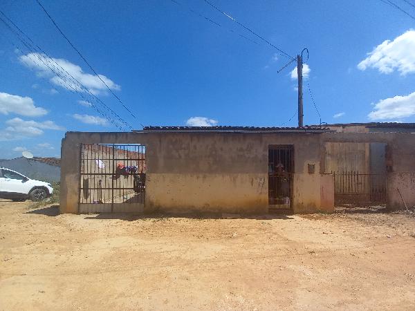 Casa em Chã de Alegria, Loteamento Cha De Al, Rua  Projetada G, N. Sn, Lt 02qd G Cs E, PE. Área: 55.74m2