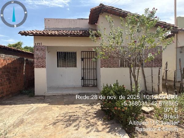 Casa em Demerval Lobão, Santa Rita, Rua Luiz Rosa, N. 1521,, PI. Área: 57m2