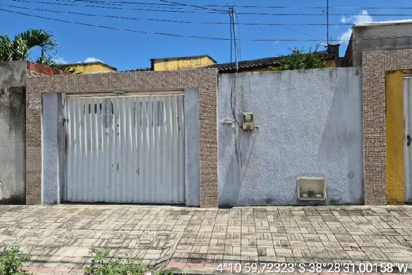 Casa em Pacajus, Buriti, Rua Marcelo Quezado Pinto, N. 301, Lt 23 Qd 25, CE. Área: 85m2