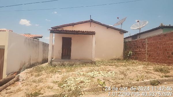 Casa em Alagoinha do Piauí, Centro, Rua Valentim Rocha, N. 207, Lt 18, PI. Área: 70m2