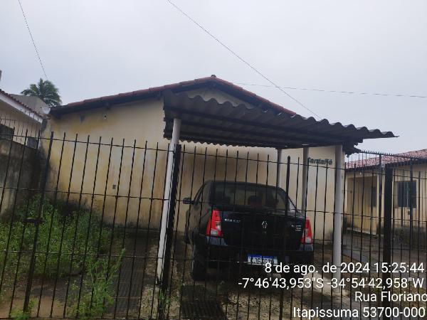 Casa em Itapissuma, Cidade Industrial, Rua Irajuba, N. Sn, Setor C, Qd 4, Lt 01d, Un 04, PE. Área: 41.85m2