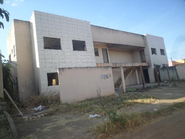 Apartamento em Cidade Ocidental, Lot Pq Nova Friburgo, Quadra 51, N. Sn, Apto 103, Lt 18 Garagem Nº 103 Rua 25, GO. Área: 45.66m2