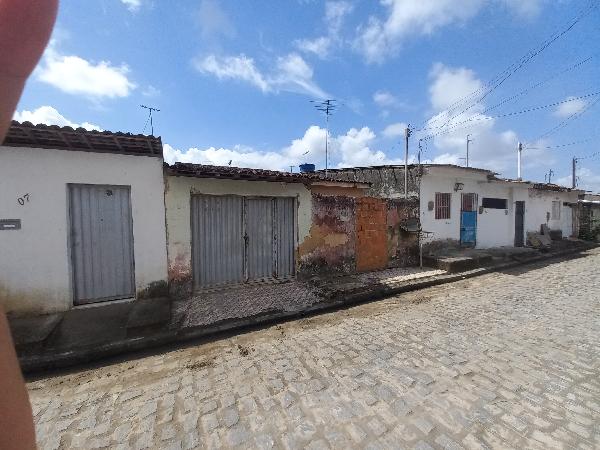 Casa em Rio Largo, Tabuleiro Do Pinto, Rua 6c, N. 06, Lt 06, Qd C-11, AL. Área: 65m2