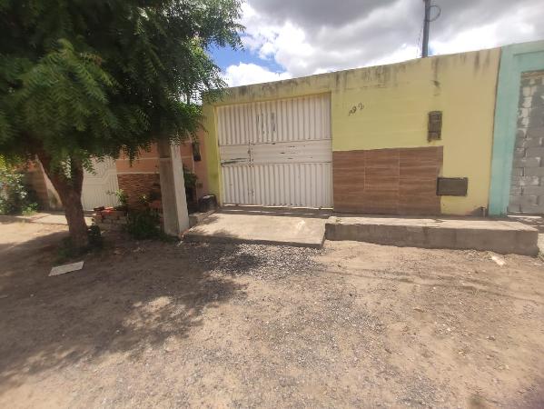 Casa em Iaçu, Bairro Da Boiadeira, Avenida Professor MagalhÃEs Neto, N. 192, Cs 192, BA. Área: 70.81m2