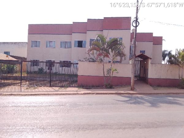 Apartamento em Cidade Ocidental, Parque Araguari, Quadra Quadra 50, N. Sn, Apto 104, Lt 26 Qd 50 - TÉRreo, GO. Área: 57.82m2