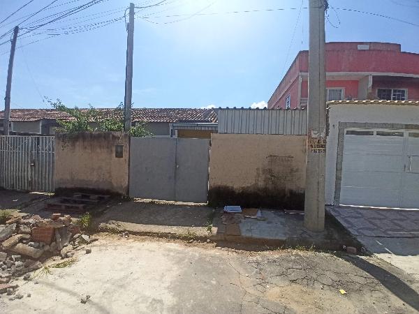 Casa em Nova Iguaçu, Ipiranga, Rua Seis, N. 290, Cs 05, RJ. Área: 47.5m2