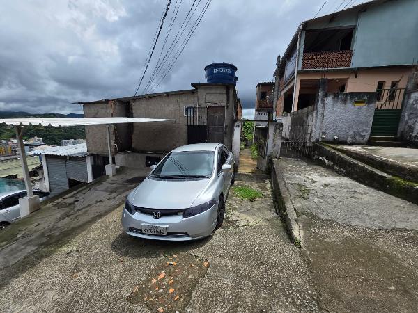 Casa em Teresópolis, Varzea, Rua Olegario Bernardes, N. 501, Lt 64, RJ. Área: 79m2