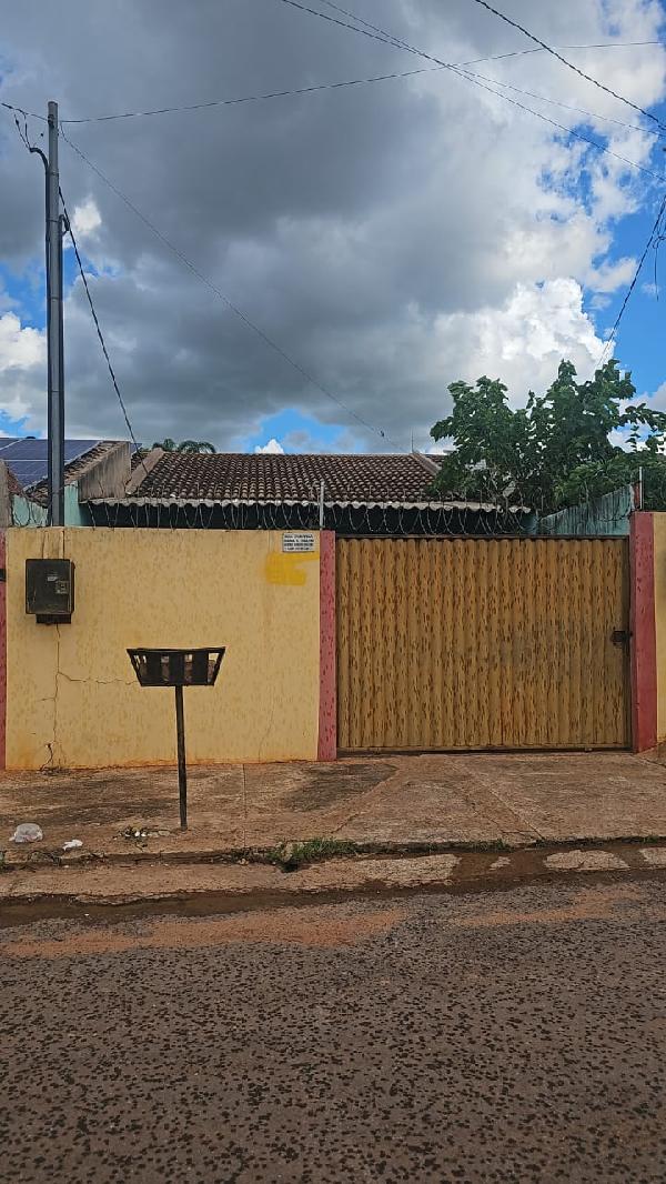 Casa em Várzea Grande, Parque Del Rey, Rua Curitiba (Antiga Ruad), N. 707,, MT. Área: 50.4m2