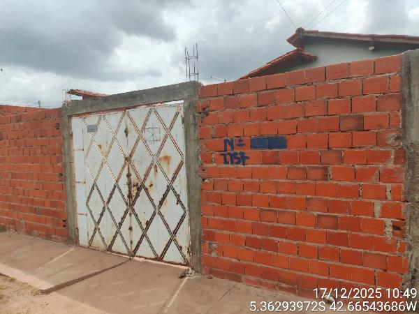 Casa em Demerval Lobão, Cidade Nova, Rua Sete De Setembro, N. 1157,, PI. Área: 52m2