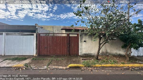 Casa em Três Lagoas, Jardim Planalto, Rua C, N. 1415, 03 1813, MS. Área: 52m2