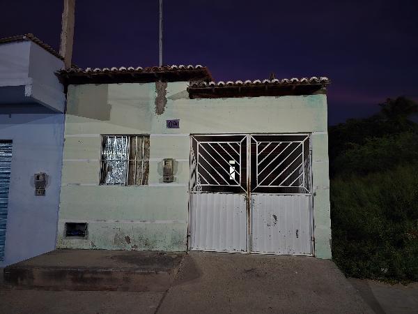 Casa em Iaçu, Boiadeira, Travessa Lourival Reis, N. 09,, BA. Área: 63.65m2