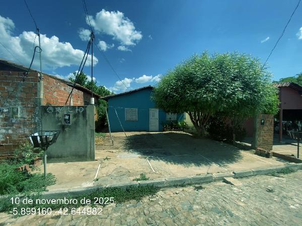 Casa em Água Branca, Compasa, Rua Deputado Gomes Calado, N. 10, Lt 10 Qd W, PI. Área: 63m2
