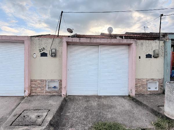 Casa em Itaitinga, Vila Machado, Rua 10, N. 212, Lt 33 E 34 Qd 13, CE. Área: 70m2