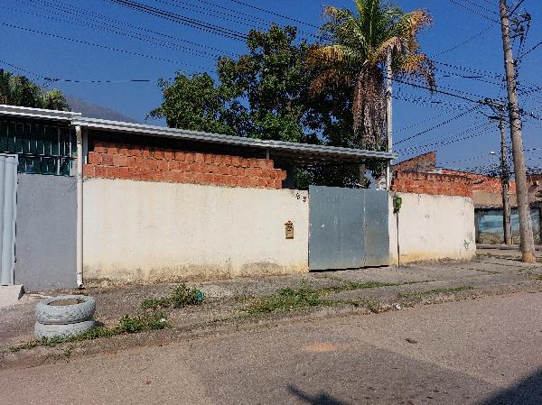 Casa em Nova Iguaçu, Jardim Nova Era, Rua Leonardo Sender, N. 10, RJ. Área: 41.85m2