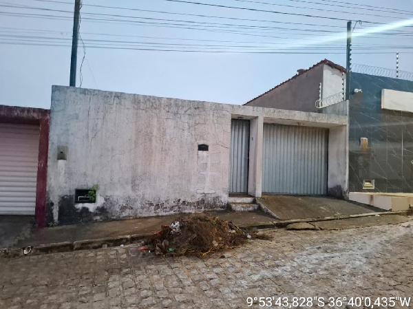 Casa em Feira Grande, Centro, Rua Projetada 10, N. 305, Lt 13 Qd C, AL. Área: 99.38m2