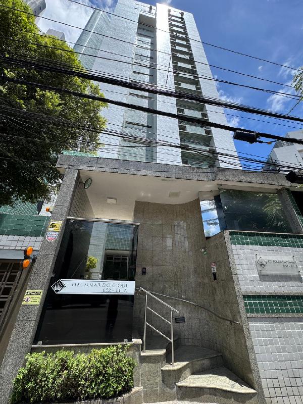 Apartamento em Recife, Graþas, Avenida Conselheiro Rosa E Silva, N. 852, Apto 301, Bl A 3 Pav Superior, PE. Área: 169m2