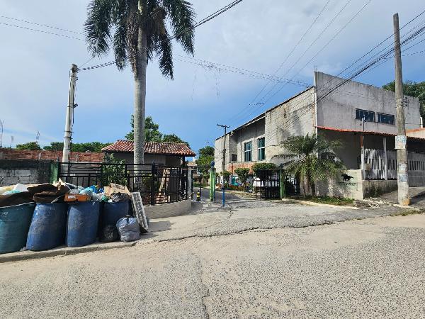 Casa em São Gonçalo, Jardim Independencia, Rua Eneida De Freitas Medeiros, N. 51, Cs 26 Qd D, RJ. Área: 61.9m2