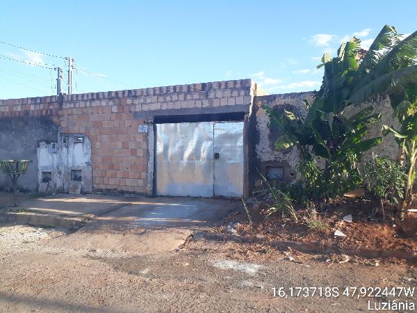 Casa em Luziânia, Cidade Osfaya, Rua Copacabana, N. Sn, Cs 2 Lt 12 Qd 32, GO. Área: 60.72m2