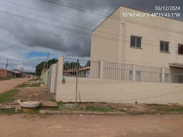 Apartamento em Águas Lindas de Goiás, Mansoes Ilha Bela, Avenida 3, N. Sn, Apto 201, Qd D03, Conj A, Lt 1a38, GO. Área: 52.87m2